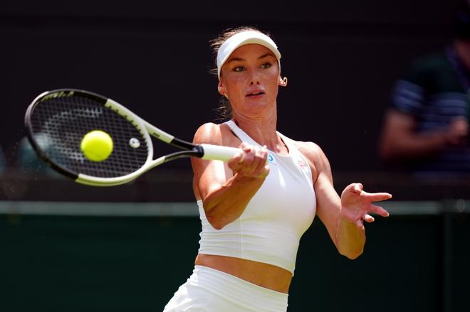 他不仅用行 他不仅用行