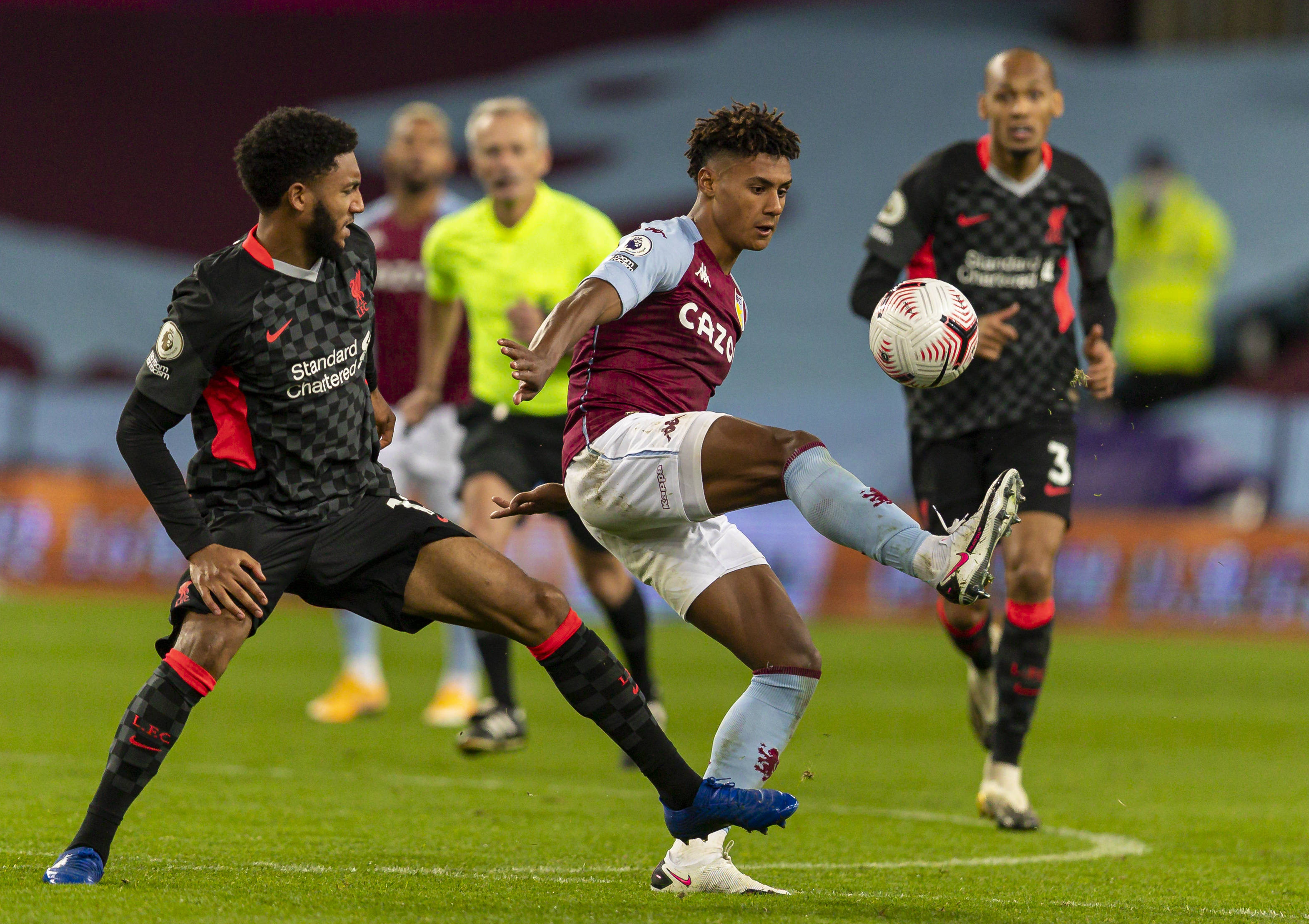 仍在争冠行 仍在争冠行